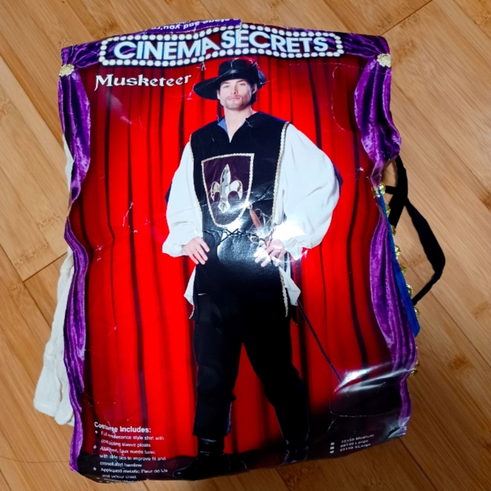 Musketeer Costume Size Large ( New)
